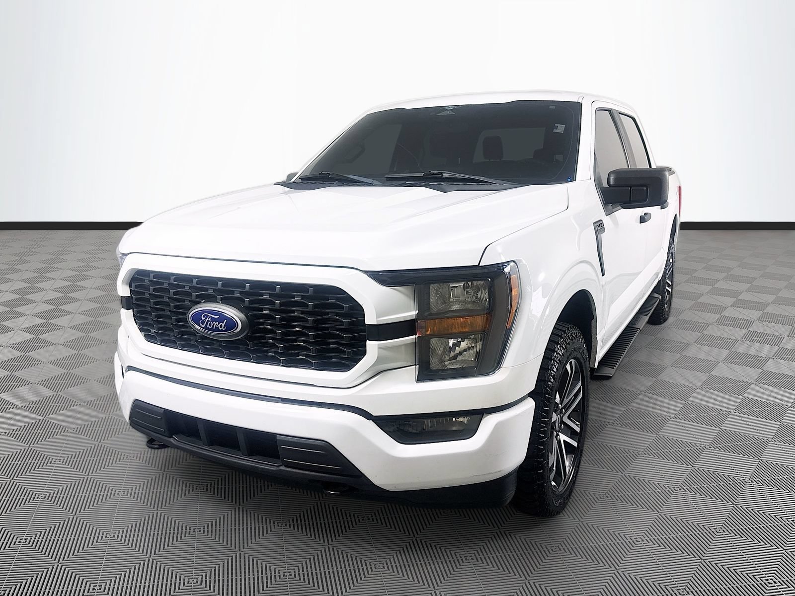 Certified 2023 Ford F150 XL w/ STX Appearance Package AWD/4WD image 3