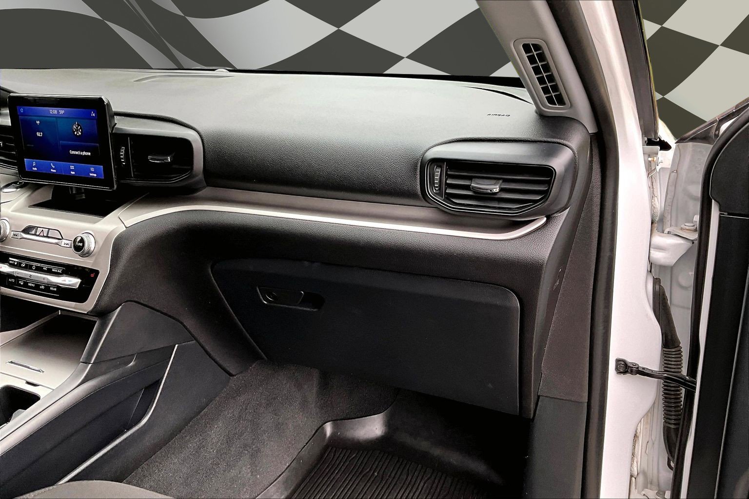 Certified 2021 Ford Explorer XLT AWD/4WD image 14