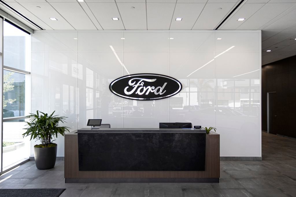 Certified 2023 Ford F450 XL w/ XL Chrome Package image 33