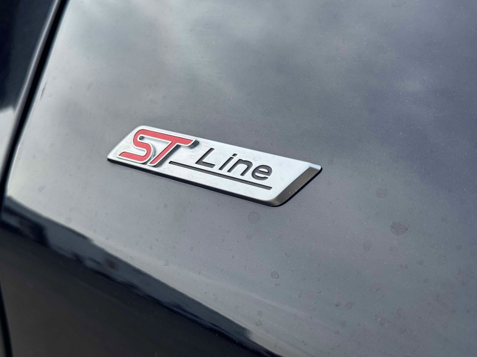 Certified 2023 Ford Explorer ST-Line w/ Class IV Trailer Tow Package image 7