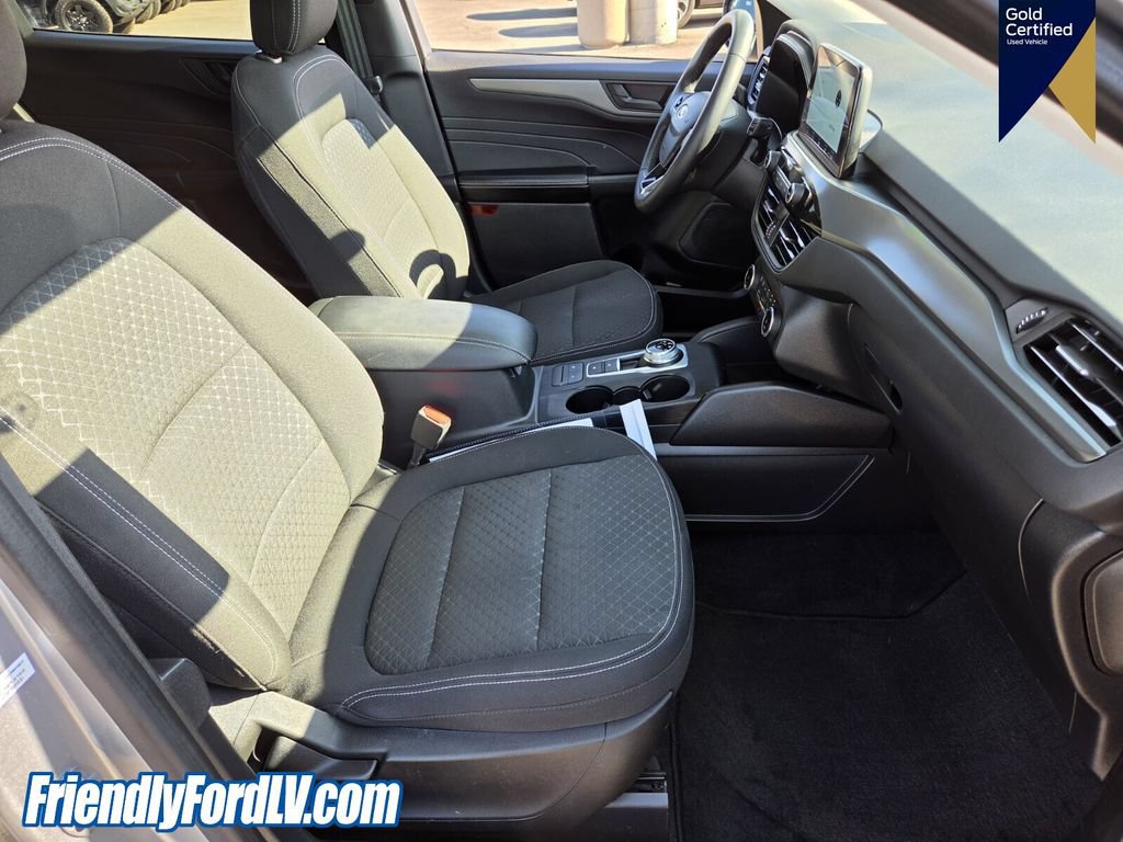 Certified 2023 Ford Escape Active FWD image 18