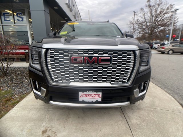 Used 2023 GMC Yukon Denali w/ Denali Reserve Package image 8
