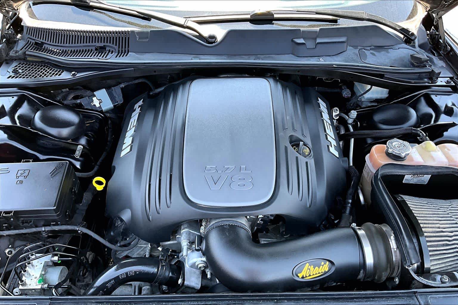 Used 2019 Dodge Challenger R/T RWD image 31
