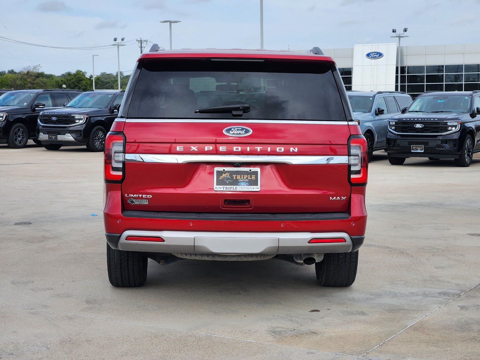 Certified 2022 Ford Expedition Max Limited RWD image 8