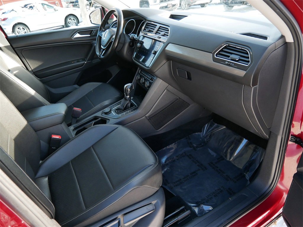 Used 2018 Volkswagen Tiguan SE image 8