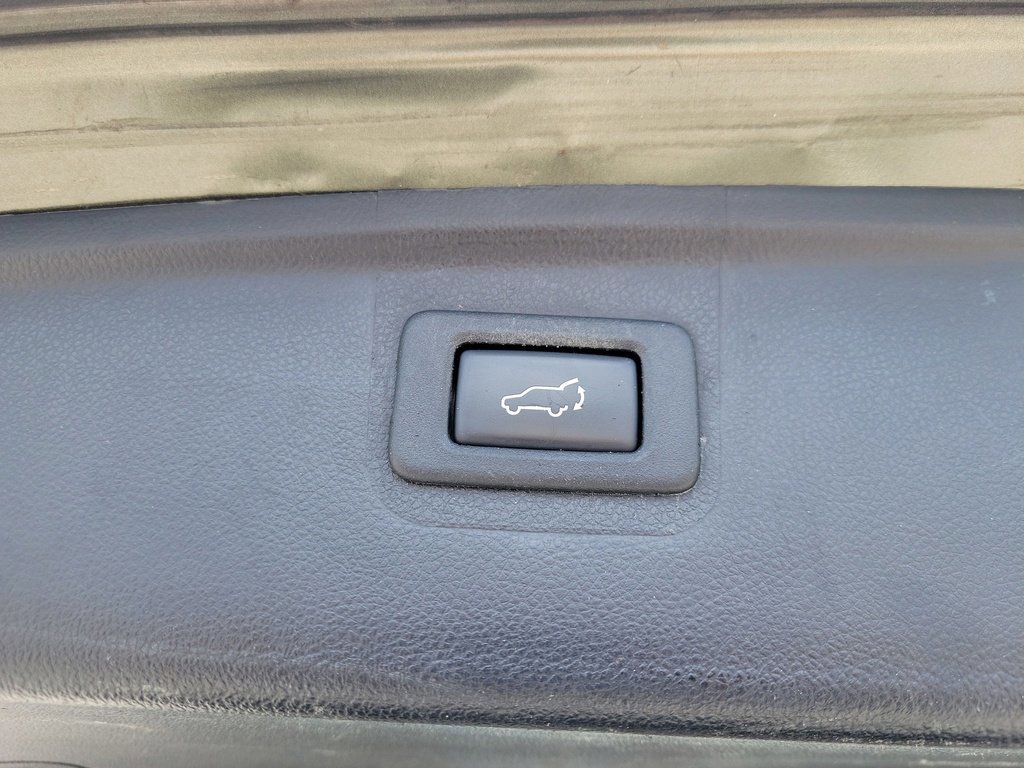Used 2019 Subaru Outback 2.5i Premium image 12
