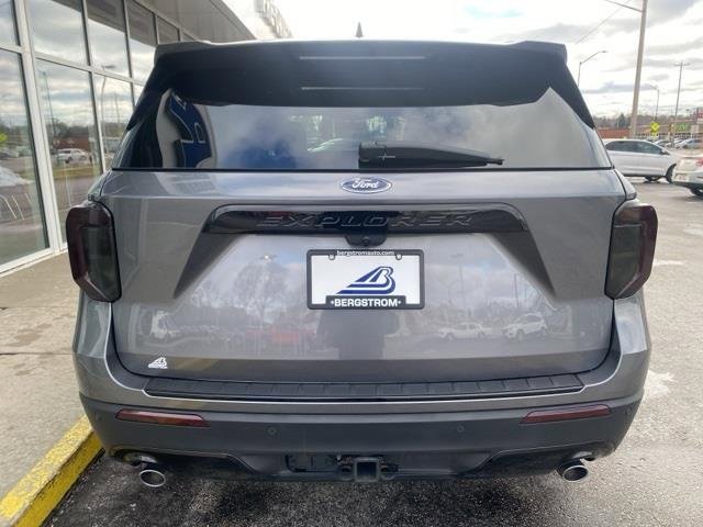 Certified 2022 Ford Explorer ST-Line w/ Class IV Trailer Tow Package image 7