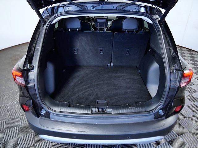 Certified 2025 Ford Escape Platinum AWD/4WD image 8