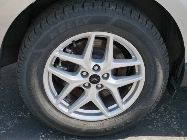 Certified 2024 Ford Edge SEL AWD/4WD image 5