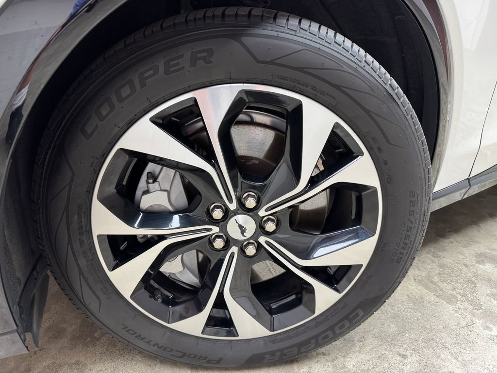 Certified 2021 Ford Mustang Mach-E Premium AWD/4WD image 29