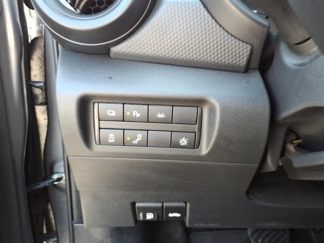 Used 2024 Nissan Kicks S image 18