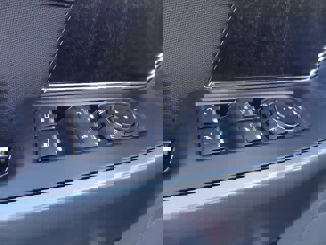 Certified 2022 Ford F150 XLT w/ Equipment Group 302A High image 15