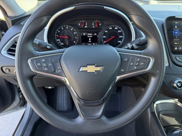 Used 2023 Chevrolet Malibu LT image 14