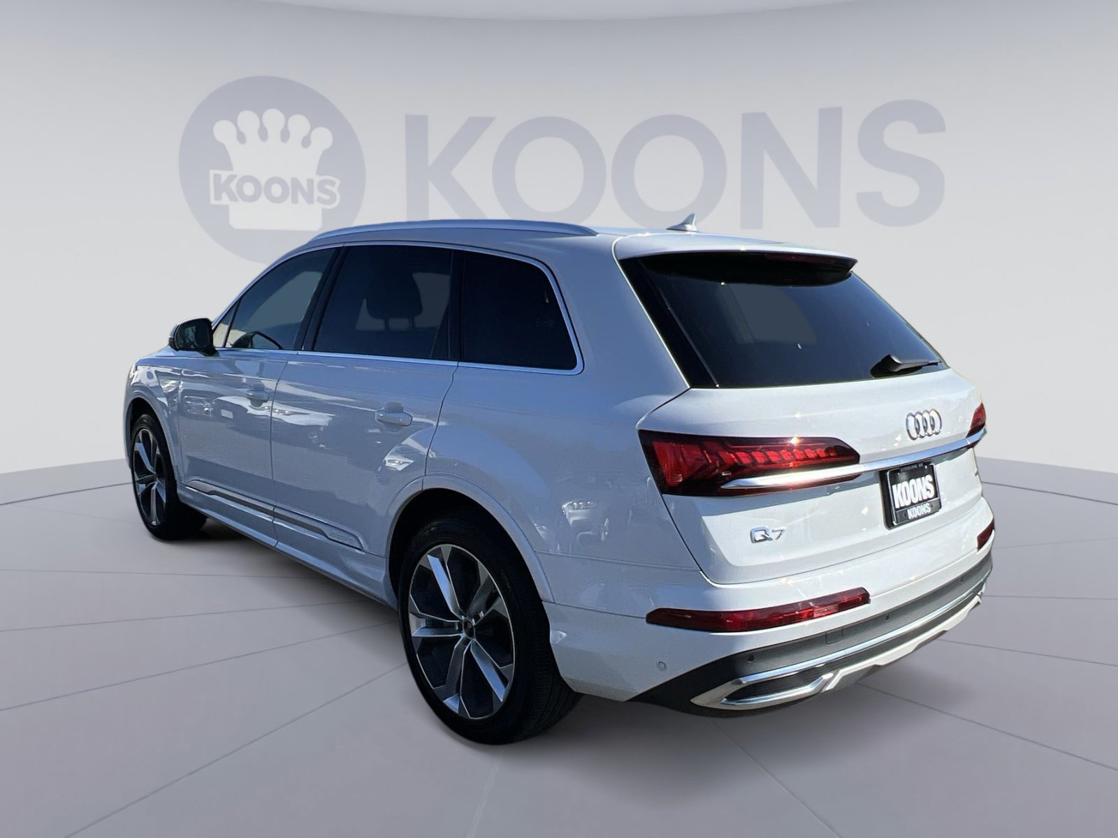 Used 2022 Audi Q7 3.0T Premium Plus image 3