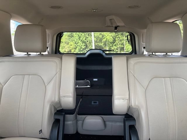 Certified 2022 Ford Expedition Limited AWD/4WD image 11