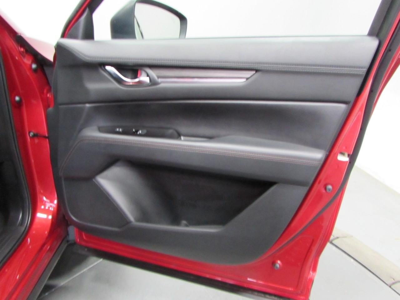 Used 2023 MAZDA CX-5 AWD 2.5 S w/ Premium Package image 16