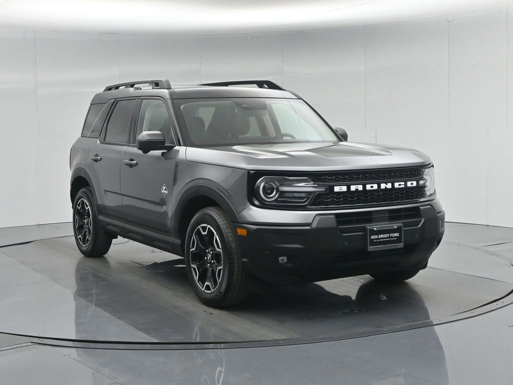 Certified 2025 Ford Bronco Sport Outer Banks w/ Outer Banks Tech Package+ image 7