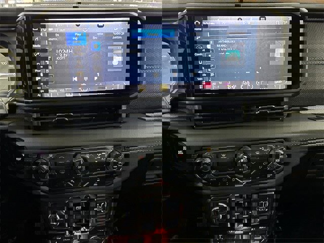 Used 2024 Jeep Wrangler Rubicon image 8