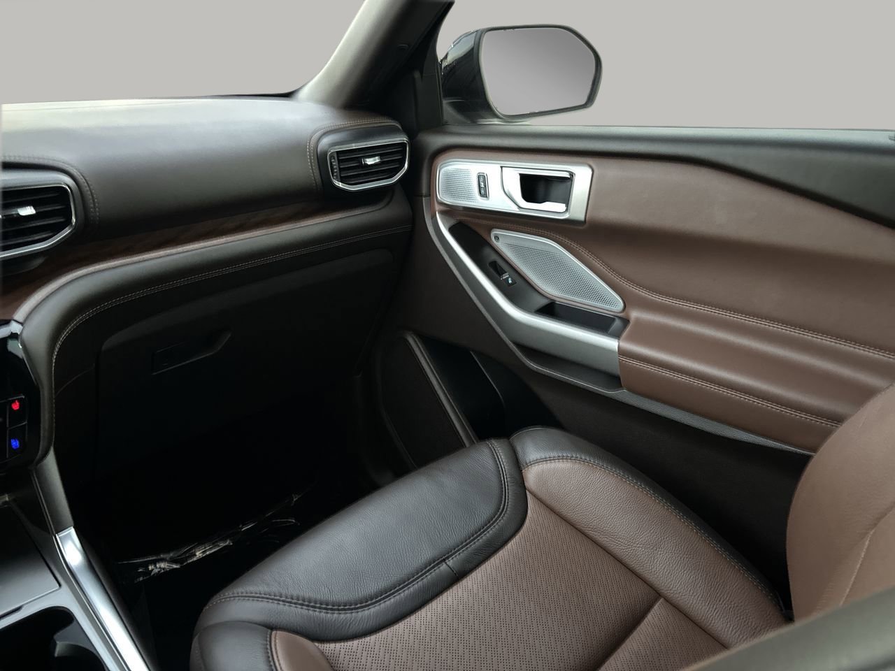 Certified 2024 Ford Explorer King Ranch w/ Technology Package image 17