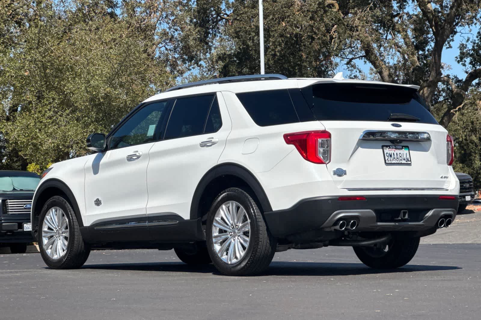Certified 2024 Ford Explorer King Ranch w/ Technology Package AWD/4WD image 6