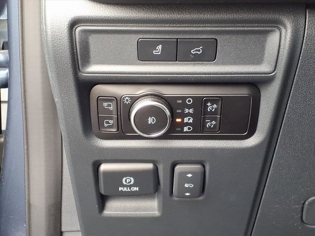 Certified 2023 Ford Expedition Platinum image 30