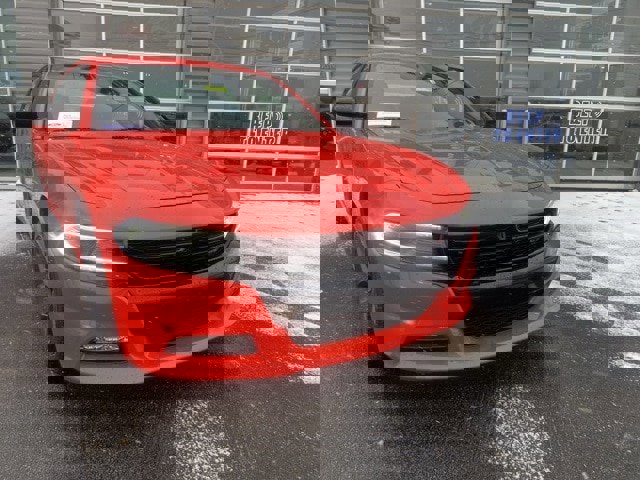 Used 2021 Dodge Charger SXT w/ Blacktop Package image 5