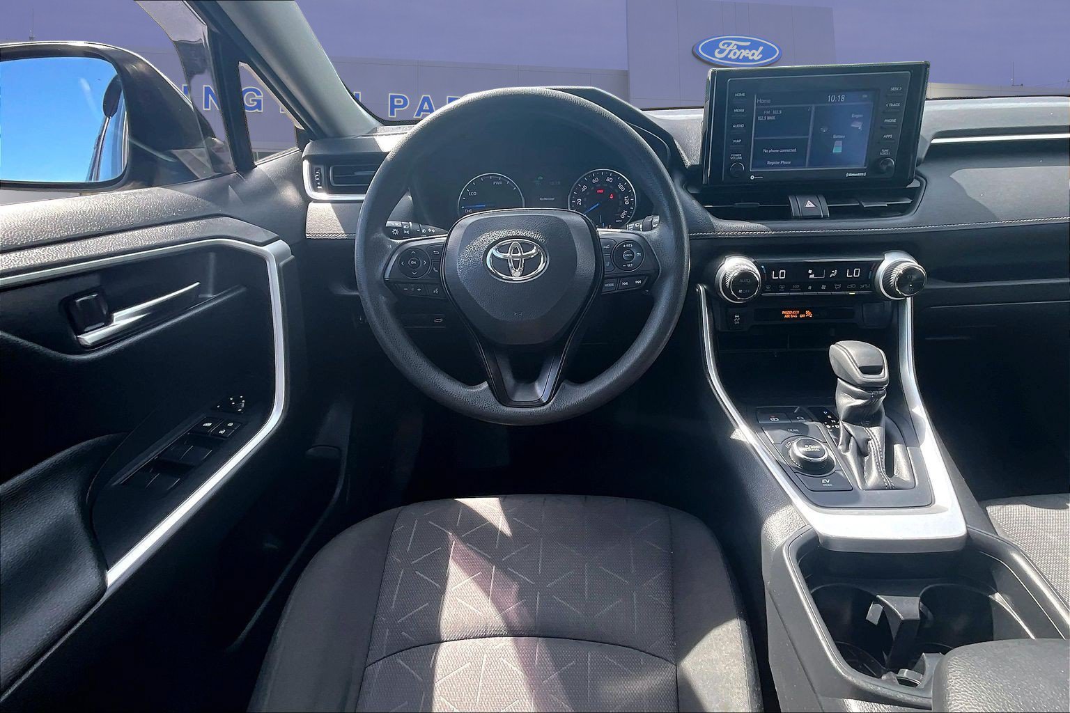 Used 2021 Toyota RAV4 XLE w/ Convenience Package AWD/4WD image 8