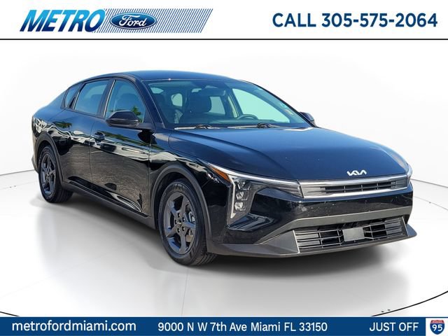 Used 2025 Kia K4 FWD image 1