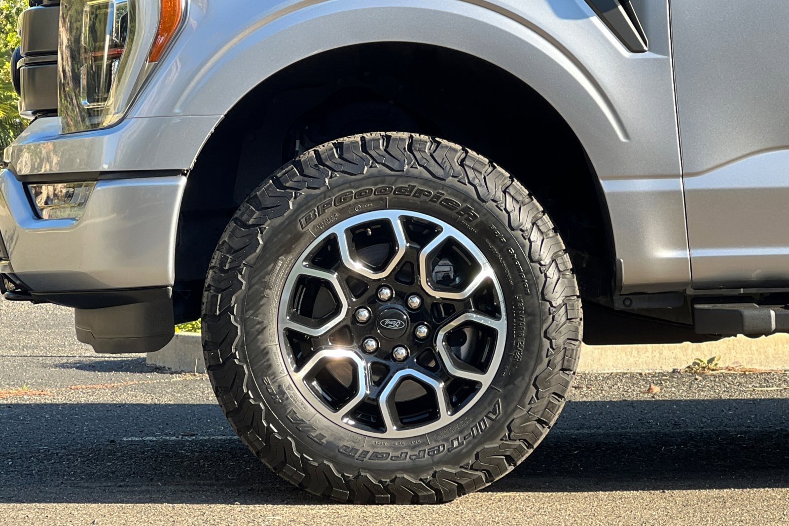 Certified 2021 Ford F150 Lariat w/ Equipment Group 502A High image 45