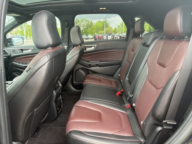 Certified 2021 Ford Edge Titanium w/ Equipment Group 301A AWD/4WD image 16