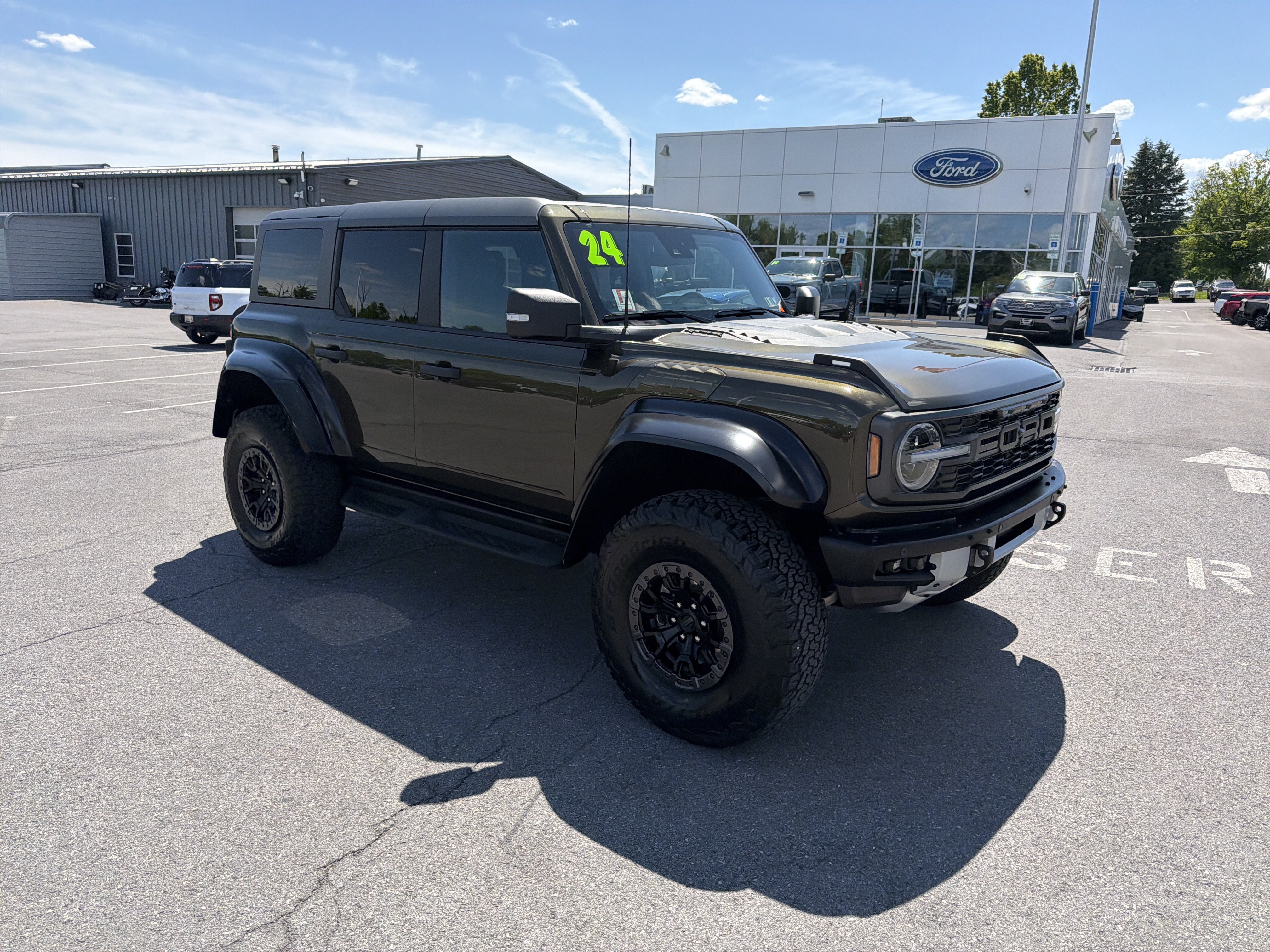 Certified 2024 Ford Bronco Raptor w/ Interior Carbon Fiber Pack 6 AWD/4WD image 1