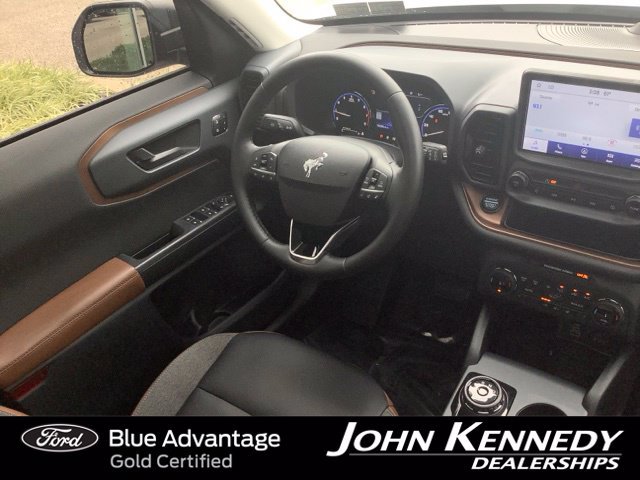 Certified 2024 Ford Bronco Sport Outer Banks w/ Tech Package AWD/4WD image 17