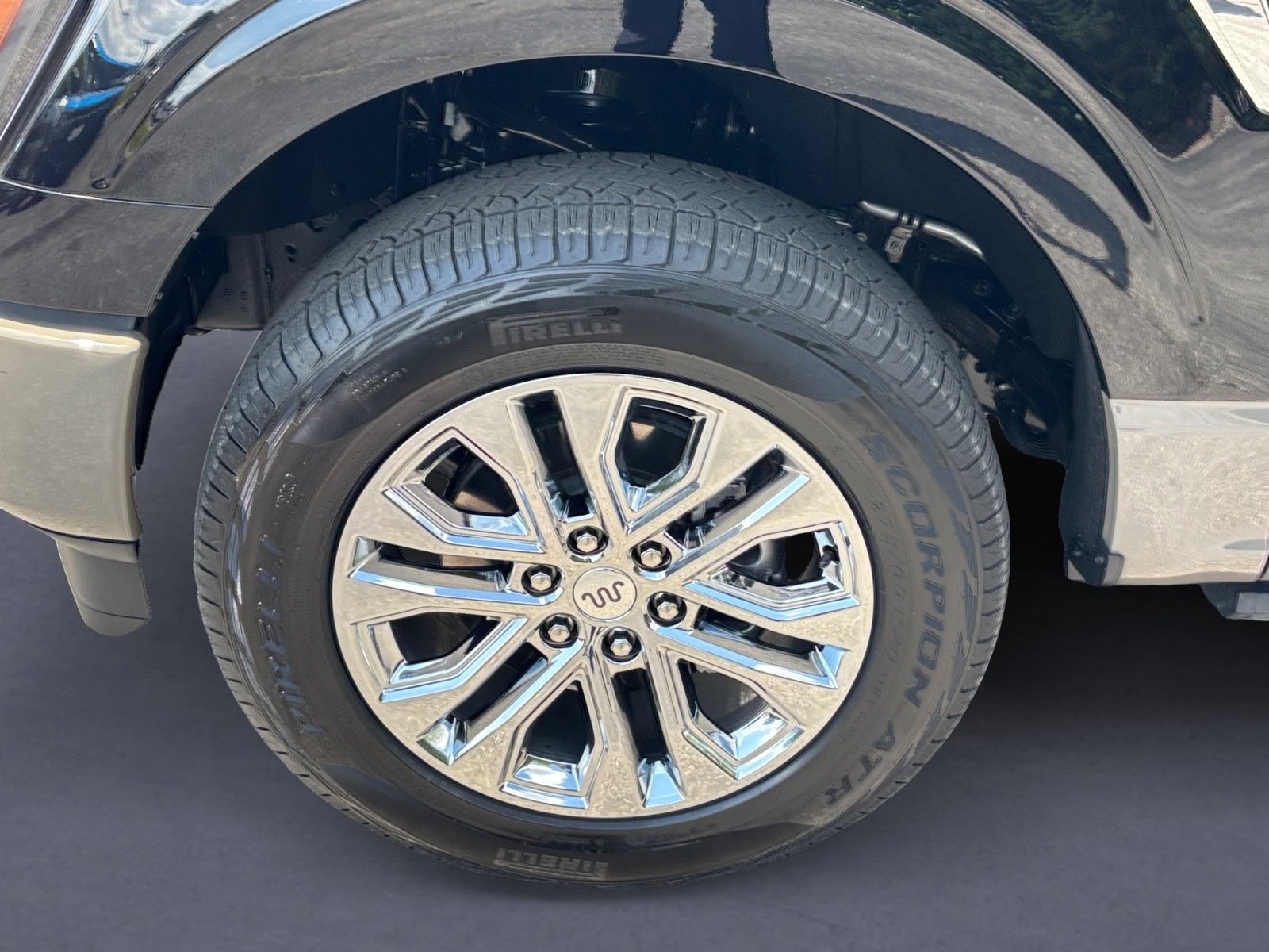 Certified 2025 Ford F150 King Ranch w/ FX4 Off-Road Package AWD/4WD image 10