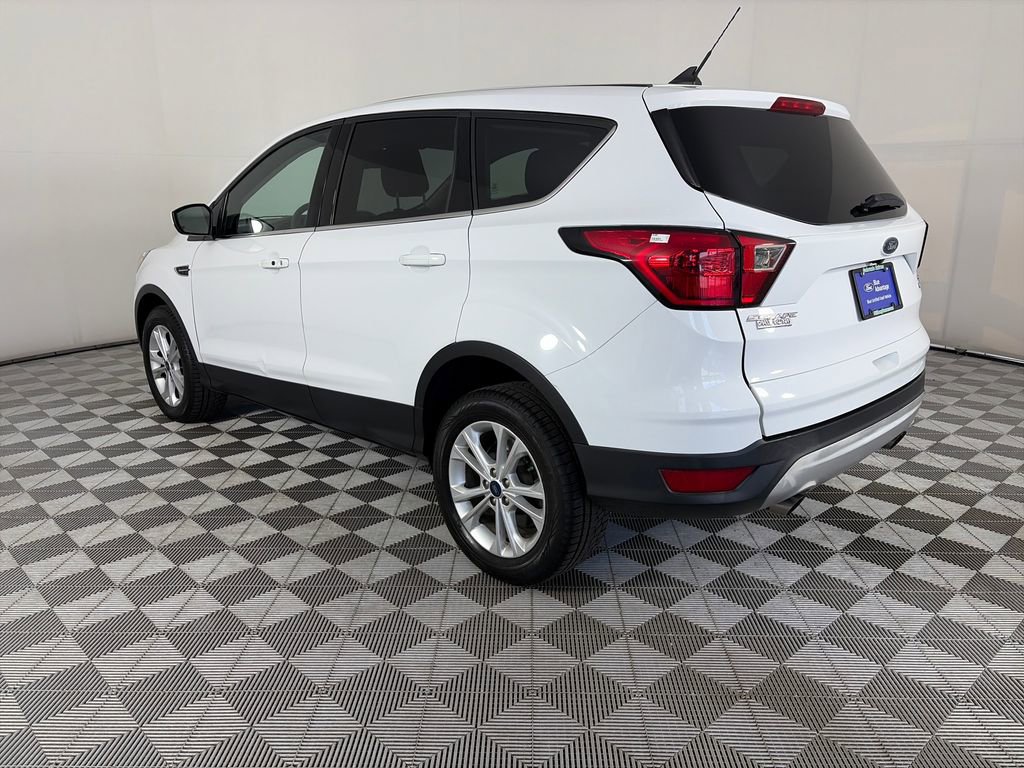 Certified 2019 Ford Escape SE image 5