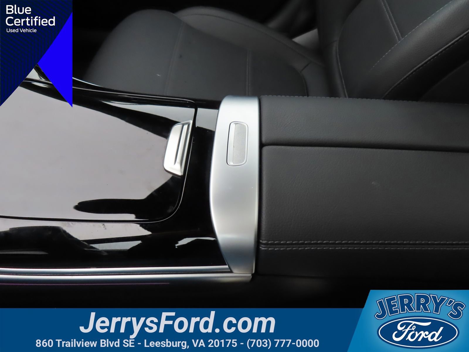 Used 2025 Mercedes-Benz C 300 4MATIC Sedan image 28