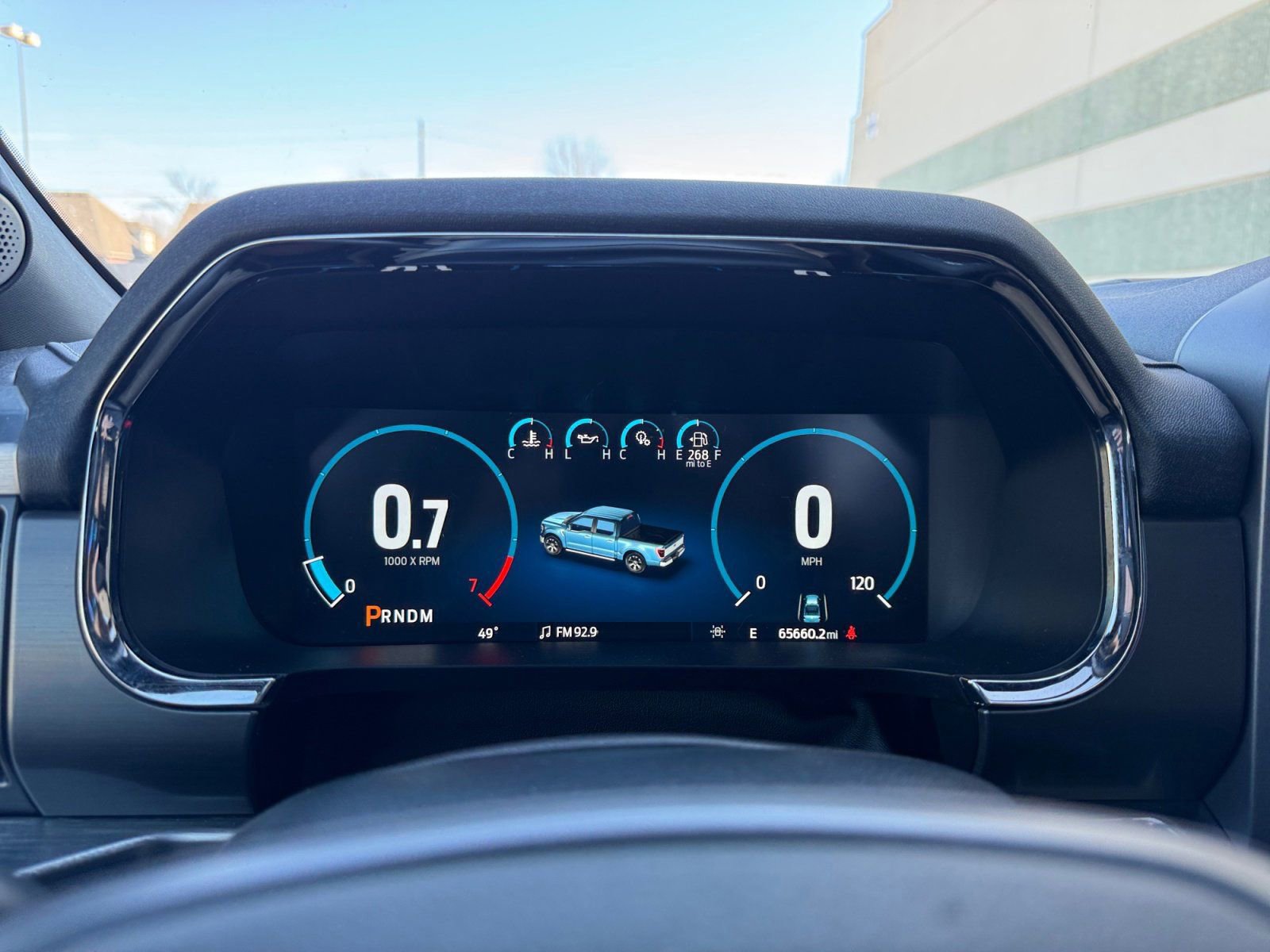 Certified 2022 Ford F150 Lariat w/ Equipment Group 502A High image 32