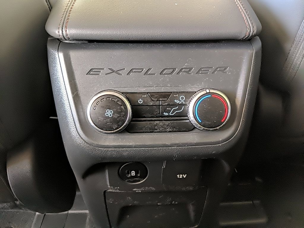 Certified 2025 Ford Explorer Active w/ Active Comfort Package image 15