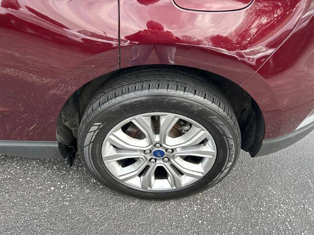 Certified 2022 Ford Edge Titanium AWD/4WD image 31