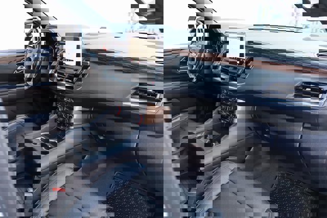 Used 2021 Chevrolet Suburban High Country image 40