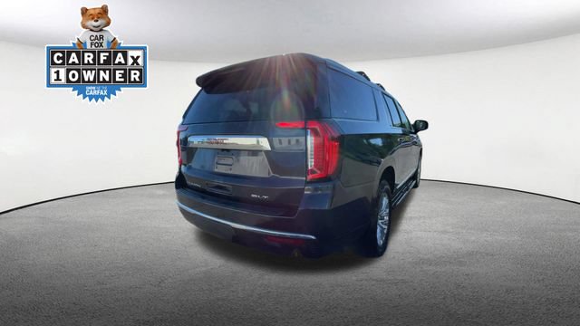 Used 2023 GMC Yukon XL SLT w/ SLT Luxury Package AWD/4WD image 9