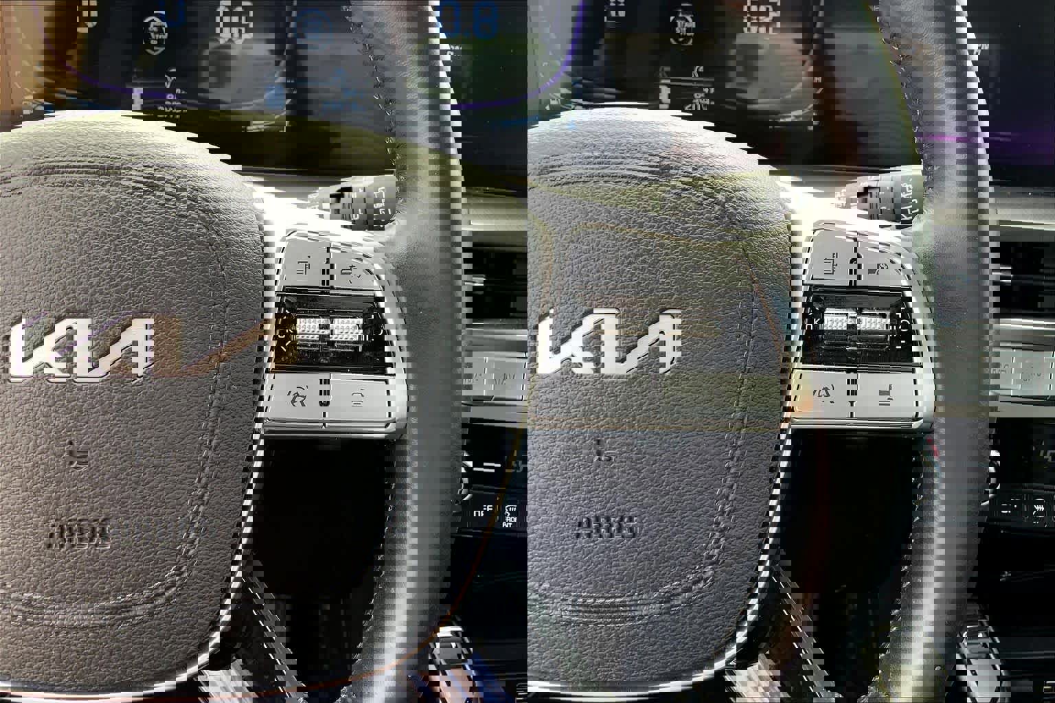 Used 2025 Kia Telluride S image 24