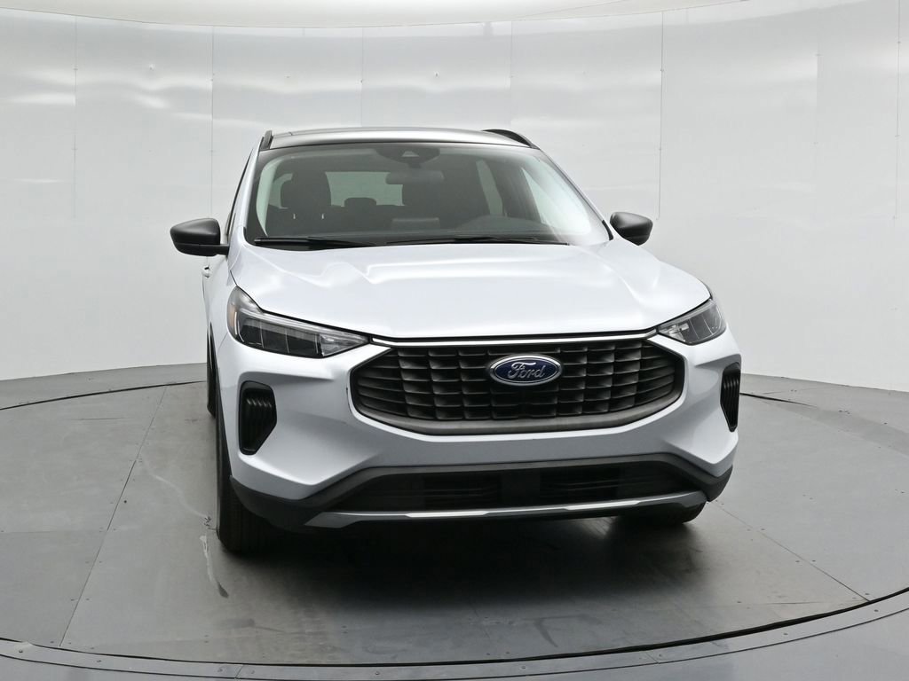 Certified 2025 Ford Escape Active image 6