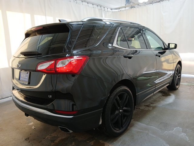 Used 2020 Chevrolet Equinox LT w/ Midnight Edition image 4