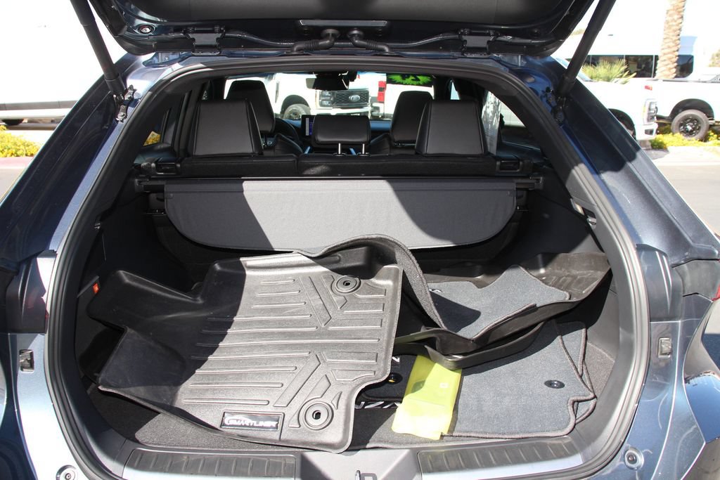 Used 2024 Toyota Venza Limited AWD/4WD image 24