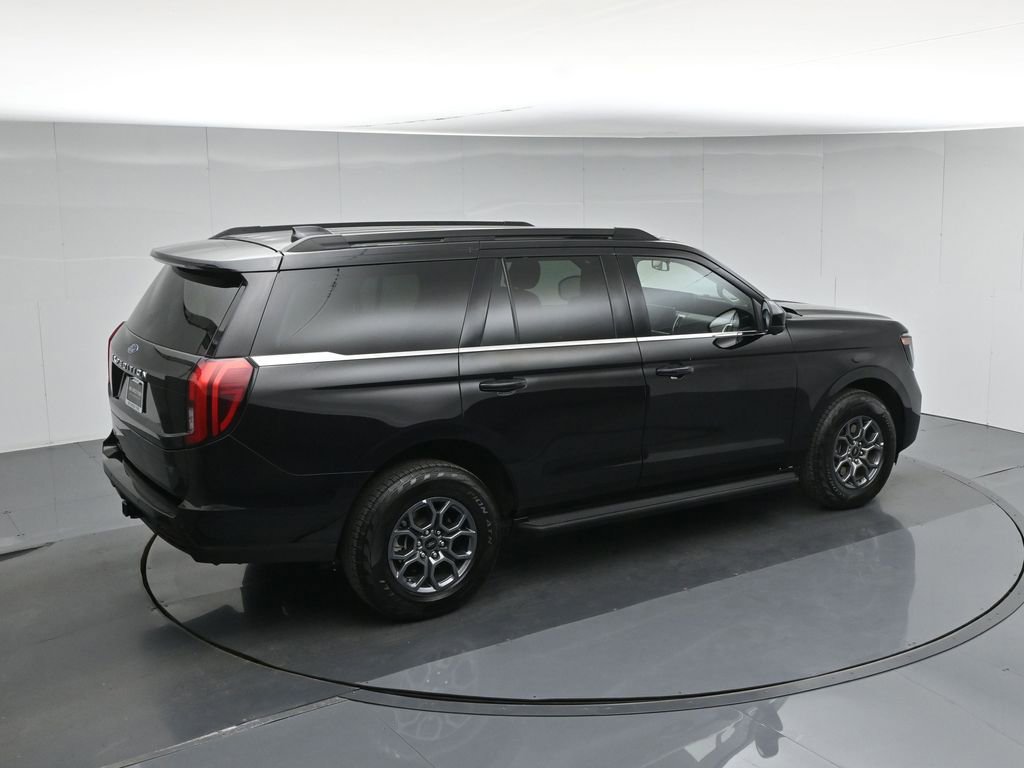 Certified 2025 Ford Expedition Active AWD/4WD image 45