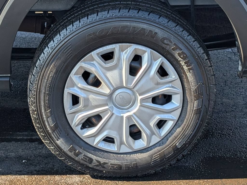 Certified 2022 Ford Transit 350 XLT RWD image 17