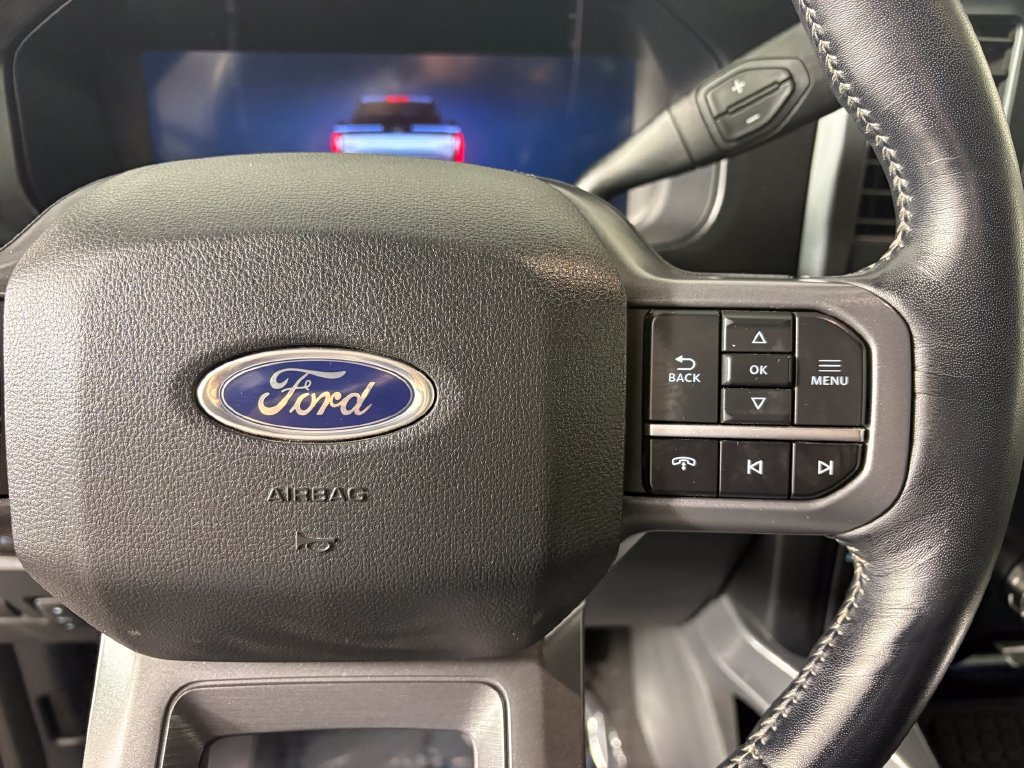 Certified 2024 Ford F250 Lariat w/ Lariat Ultimate Package AWD/4WD image 23