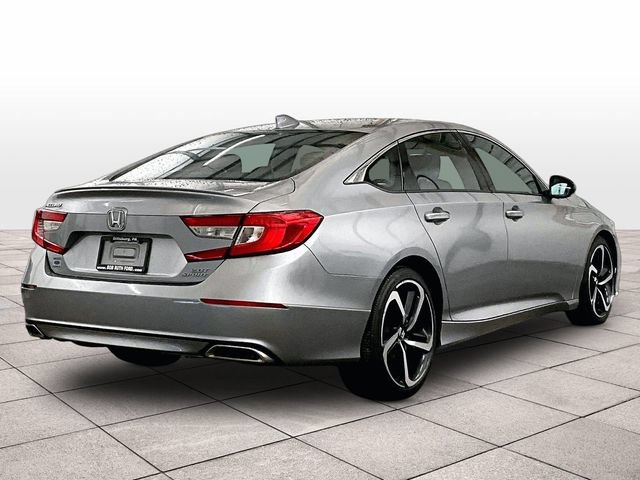 Used 2018 Honda Accord Sport image 11