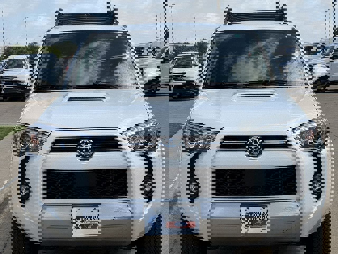 Used 2023 Toyota 4Runner TRD Off-Road image 6