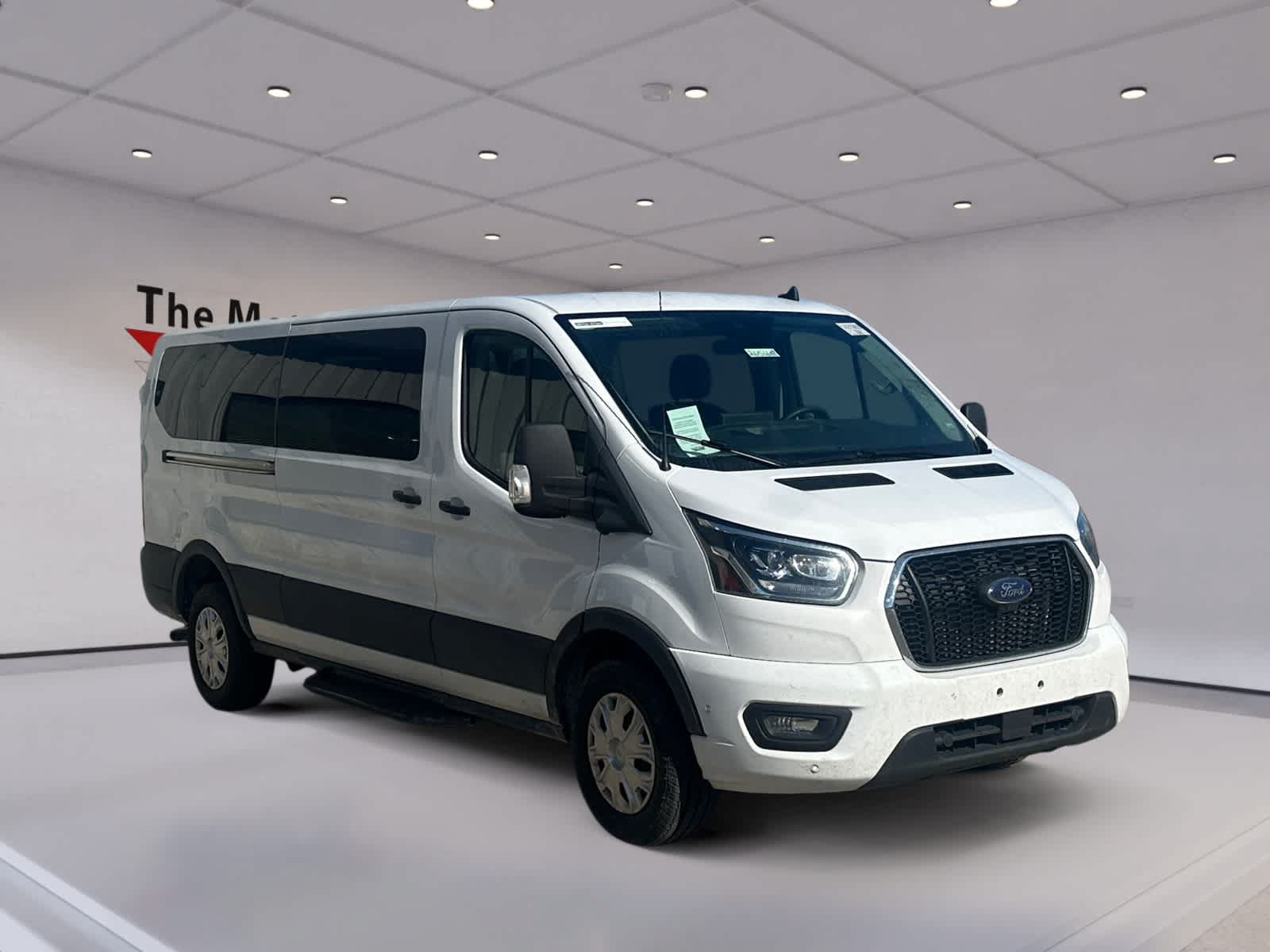 Certified 2023 Ford Transit 350 XLT RWD image 3